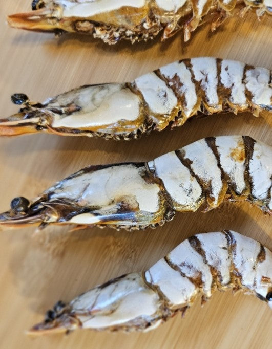 Dehydrated XL tiger prawns (deveined)